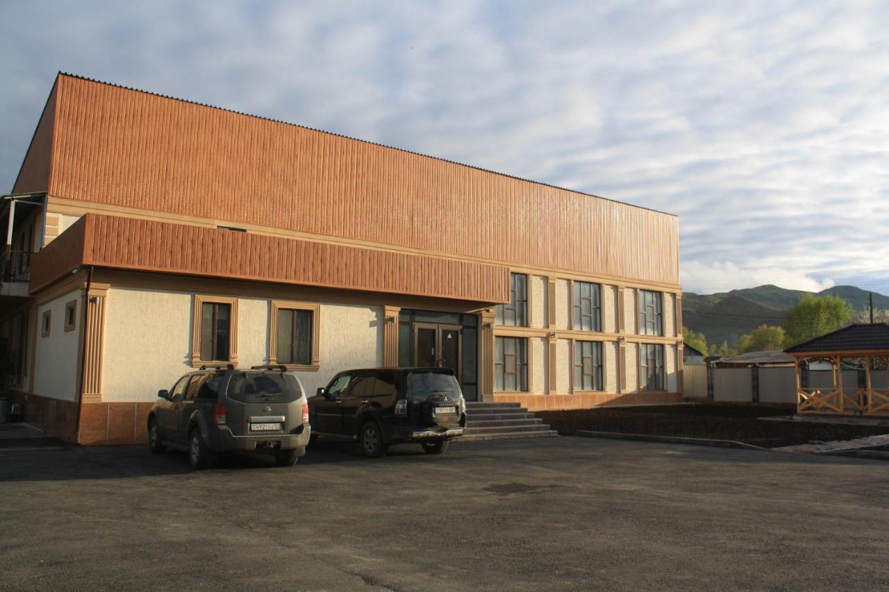 Saty Guest House Екстериор снимка